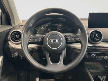 Audi Q2 35 TFSI — photo 11