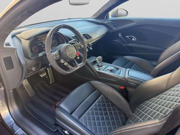 Audi R8 Coupé V10 Performance RWD — photo 10