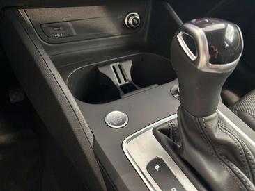 Audi Q2 35 TFSI — photo 28