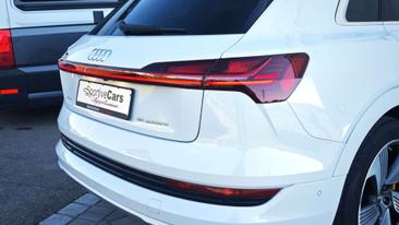 Audi E-tron 55 Quattro — photo 11