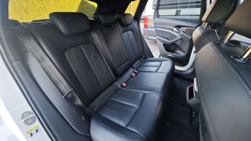 Audi E-tron 55 Quattro — photo 19