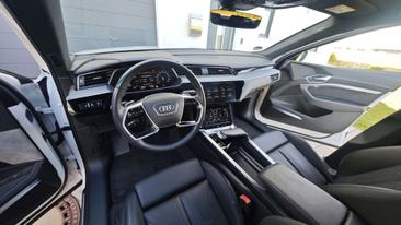 Audi E-tron 55 Quattro — photo 21