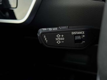Audi A6 Avant 40 TDI — photo 29