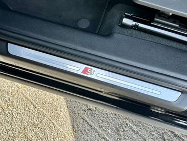 Audi Q3 Sportback 35 TFSI — photo 8