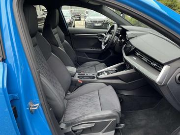 Audi RS3 Sportback — photo 9