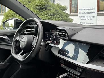 Audi RS3 Sportback — photo 12