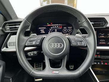 Audi RS3 Sportback — photo 14