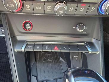Audi RSQ3 Sportback — photo 19