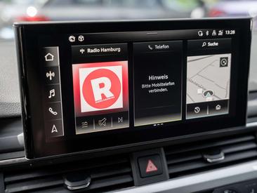 Audi A4 Avant 35 TFSI — photo 11