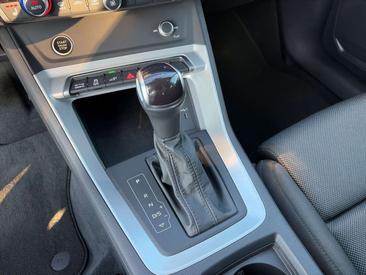 Audi Q3 35 TDI — photo 15