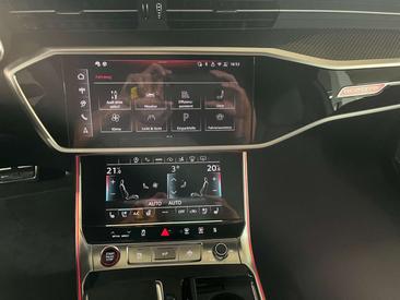 Audi RS7 Performance — photo 9