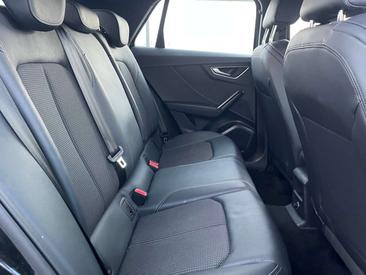 Audi Q2 35 TDI — photo 16