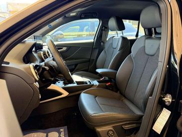 Audi Q2 35 TDI — photo 11