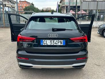 Audi Q3 35 TDI — photo 15
