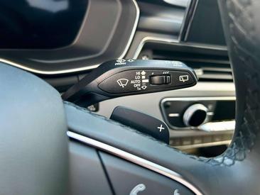 Audi A4 Avant 40 TDI Quattro — photo 17