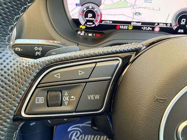 Audi Q2 35 TDI — photo 23