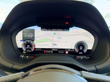 Audi Q2 35 TDI — photo 25