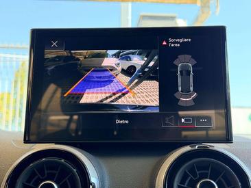 Audi Q2 35 TDI — photo 26