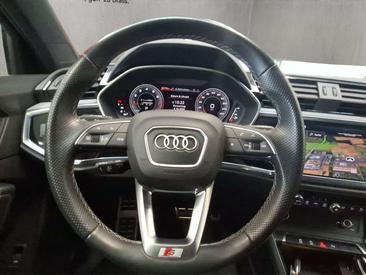 Audi Q3 35 TFSI — photo 10