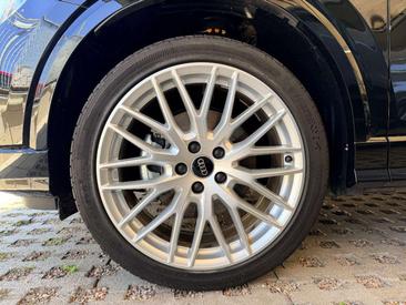 Audi Q2 35 TDI — photo 37
