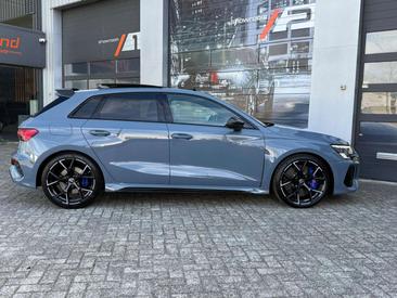 Audi RS3 Sportback — photo 16