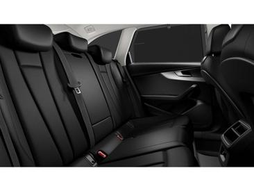 Audi A4 Avant 35 TFSI — photo 6