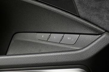 Audi Q8 E-tron E-tron 55 Quattro 300 KW — photo 14