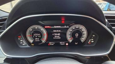 Audi Q3 35 TDI — photo 12