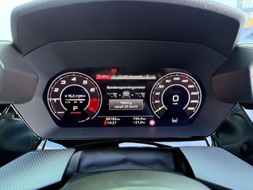 Audi RS3 Sportback — photo 27