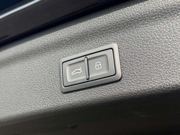 Audi Q3 35 TFSI — photo 10
