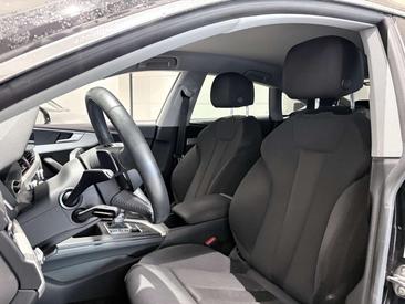 Audi A5 Sportback 40 TFSI — photo 9