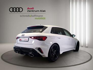 Audi RS3 Sportback — photo 6