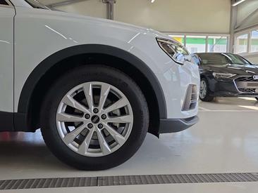 Audi Q3 35 TDI — photo 6