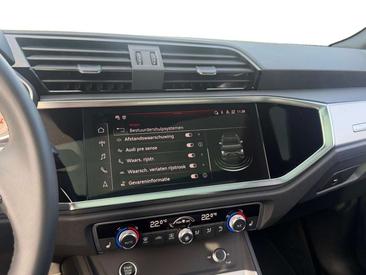 Audi Q3 35 TFSI — photo 17