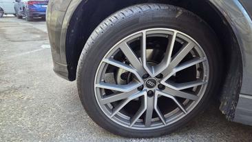 Audi Q3 35 TDI — photo 21