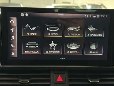 Audi A4 Avant 40 TDI — photo 20