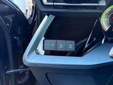 Audi A3 Sportback 45 TFSI E — photo 7