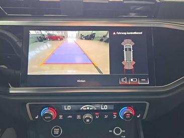 Audi Q3 35 TDI — photo 15