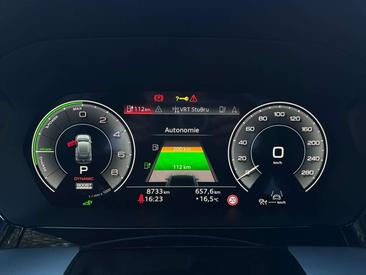 Audi A3 Sportback 45 TFSI E — photo 13