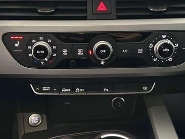 Audi A4 Avant 40 TDI — photo 28