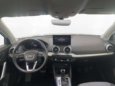 Audi Q2 35 TDI — photo 12