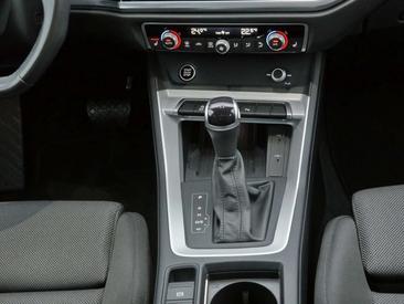 Audi Q3 35 TDI — photo 5