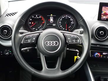 Audi Q2 35 TFSI — photo 14