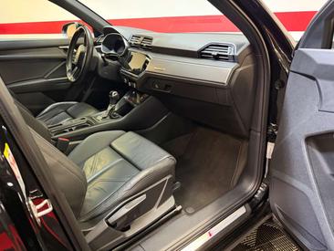 Audi Q3 35 TDI — photo 24