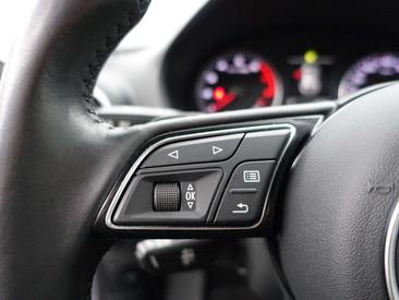 Audi Q2 35 TFSI — photo 15