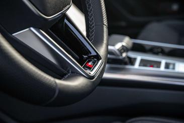 Audi A6 Avant TFSI E 55 E Quattro — photo 20