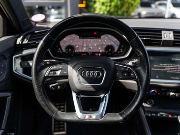 Audi Q3 Sportback TFSI E 45 E — photo 9