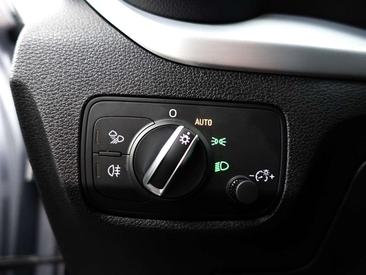 Audi Q2 35 TFSI — photo 20