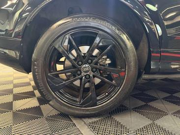 Audi Q3 35 TDI — photo 38