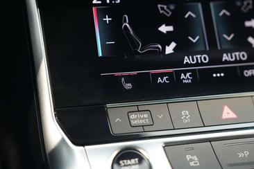 Audi A6 Berline TFSI E 55 E Quattro — photo 22